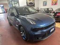
										Lynk & Co 01  1.5 td phev tetto navi cerchi 20 telecamere completo									