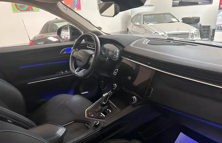 
								Lynk & Co 01  1.5 td phev tetto navi cerchi 20 telecamere completo									