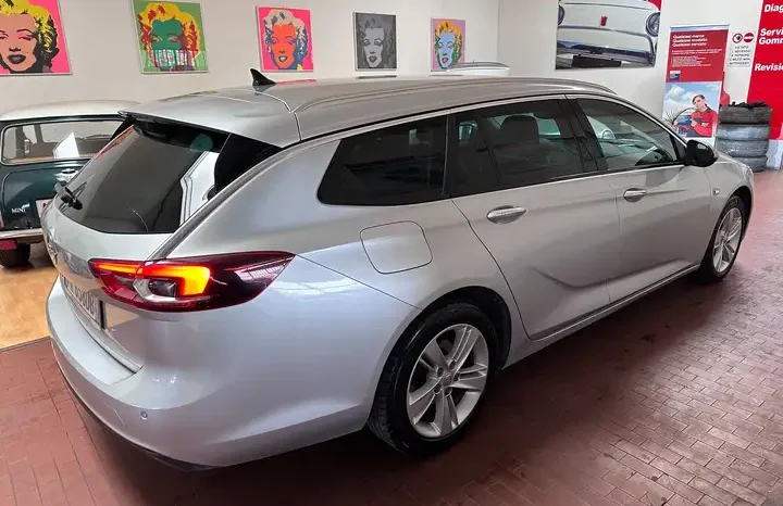 
								Insignia Sports Tourer 1.6 cdti ecotecInnovation s completo									