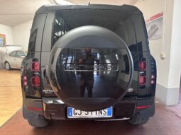 
										Defender 90 3.0d i6 mhev SE awd 200cv auto tetto completo									
