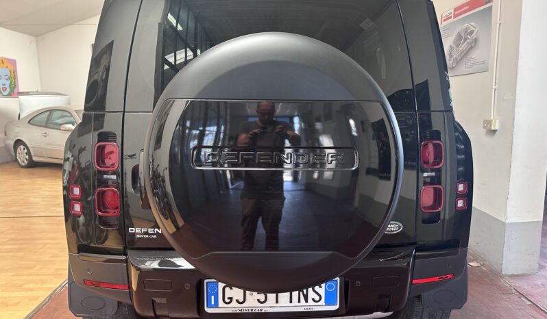 
								Defender 90 3.0d i6 mhev SE awd 200cv auto tetto completo									