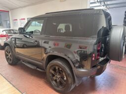 
										Defender 90 3.0d i6 mhev SE awd 200cv auto tetto completo									