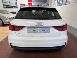 
										Audi A1 Citycar ver 30 1.0 tfsi Admired 110cv apple carplay completo									