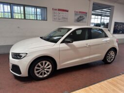 
										Audi A1 Citycar ver 30 1.0 tfsi Admired 110cv apple carplay completo									