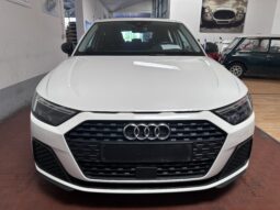 
										Audi A1 Citycar ver 30 1.0 tfsi Admired 110cv apple carplay completo									
