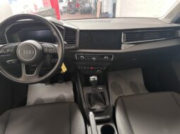 
										Audi A1 Citycar ver 30 1.0 tfsi Admired 110cv apple carplay completo									