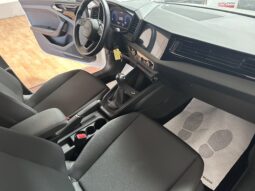 
										Audi A1 Citycar ver 30 1.0 tfsi Admired 110cv apple carplay completo									