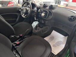 
										Fortwo electric drive Passion cerchi neri 2 cavi completo									