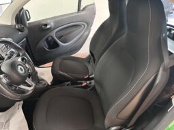 
										Fortwo electric drive Passion cerchi neri 2 cavi completo									