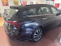 
										Fiat Tipo SW 1.6 mjt Lounge retrocamera cerchi 17 completo									