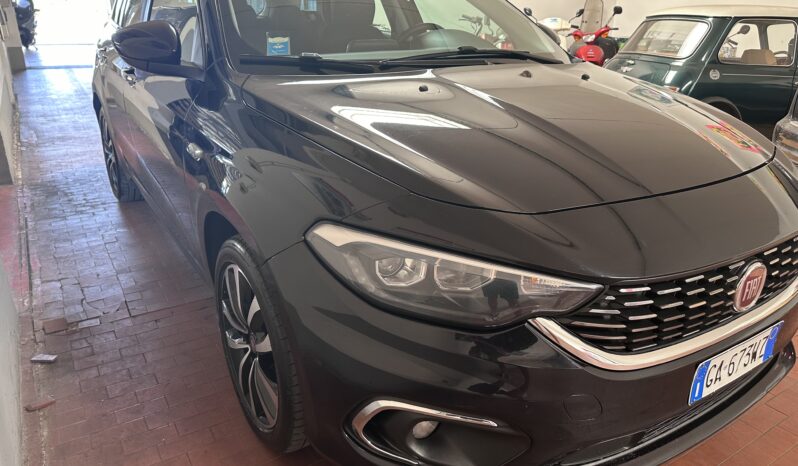 
								Fiat Tipo SW 1.6 mjt Lounge retrocamera cerchi 17 completo									