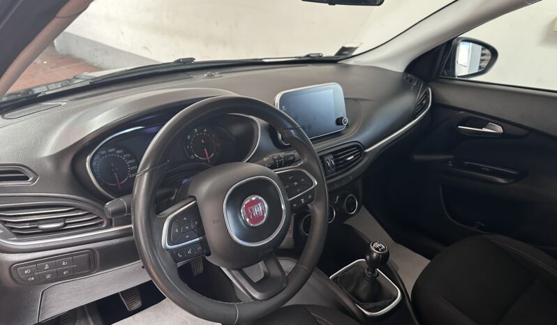 
								Fiat Tipo SW 1.6 mjt Lounge retrocamera cerchi 17 completo									