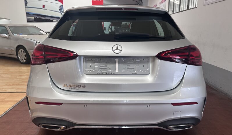 
								Mercedes-Benz A 200 d AMG Line Premium Plus auto completo									