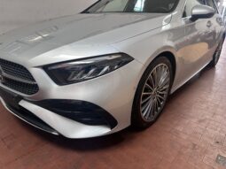 
										Mercedes-Benz A 200 d AMG Line Premium Plus auto completo									