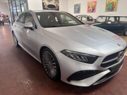 
										Mercedes-Benz A 200 d AMG Line Premium Plus auto completo									
