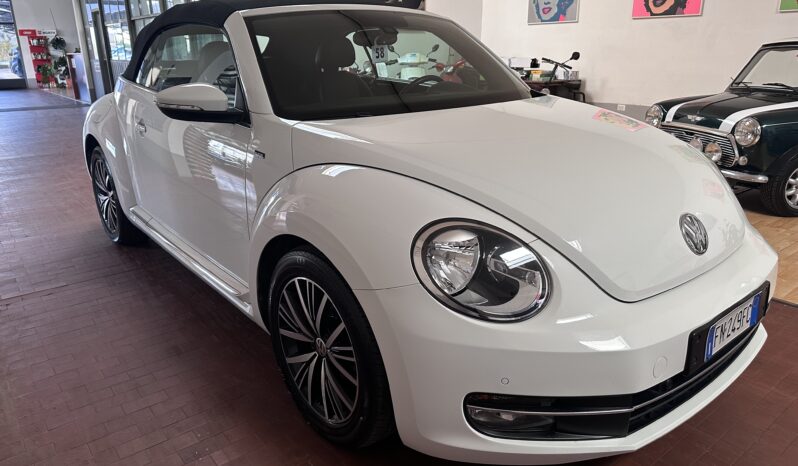 
								Volkswagen Maggiolino Cabrio 2.0 tdi Design 110cv int pelie retrocamera completo									