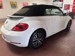 
										Volkswagen Maggiolino Cabrio 2.0 tdi Design 110cv int pelie retrocamera completo									