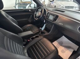 
										Volkswagen Maggiolino Cabrio 2.0 tdi Design 110cv int pelie retrocamera completo									