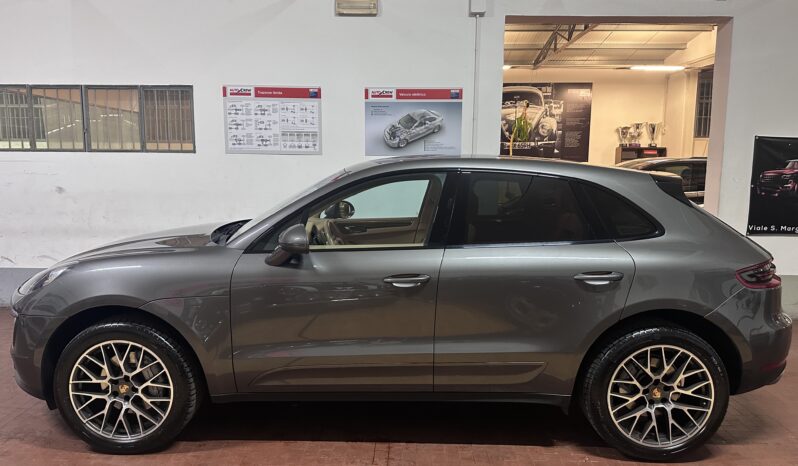 
								Porsche Macan 3.0d S 250cv pdk cerchi 20 pelle alcantara completo									