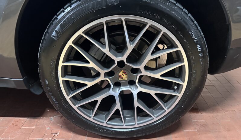 
								Porsche Macan 3.0d S 250cv pdk cerchi 20 pelle alcantara completo									