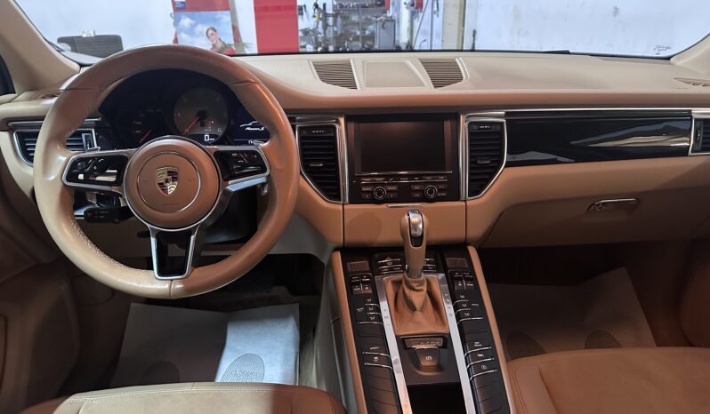 
								Porsche Macan 3.0d S 250cv pdk cerchi 20 pelle alcantara completo									