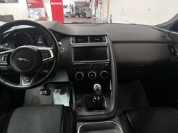 
										Jaguar E-Pace 2.0d i4 R-Dynamic fwd 150cv my19 telecamera completo									