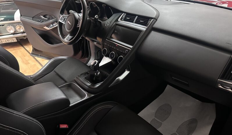 
								Jaguar E-Pace 2.0d i4 R-Dynamic fwd 150cv my19 telecamera completo									