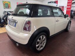 
										MINI One 1.4 Abbey Road interni stoffa pelle c.in lega completo									