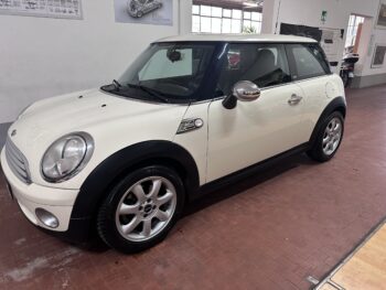 MINI One 1.4 Abbey Road interni stoffa pelle c.in lega