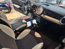
										MINI One 1.4 Abbey Road interni stoffa pelle c.in lega completo									