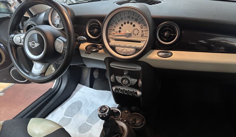 
								MINI One 1.4 Abbey Road interni stoffa pelle c.in lega completo									