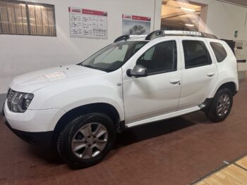 Dacia Duster 1.5 dci Laureate 4×2 110cv 1 proprietario