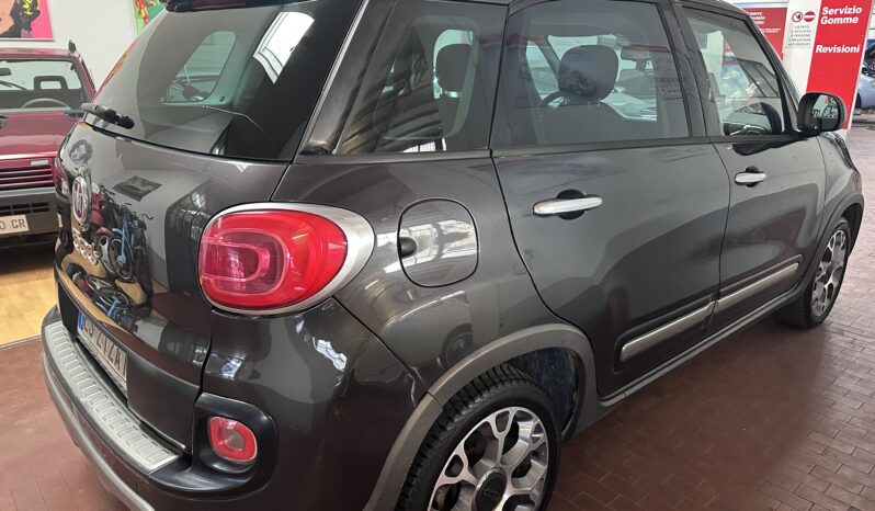 
								FIAT 500L 1.3 mjt Trekking 85cv cerchi 17 stoffa pelle completo									