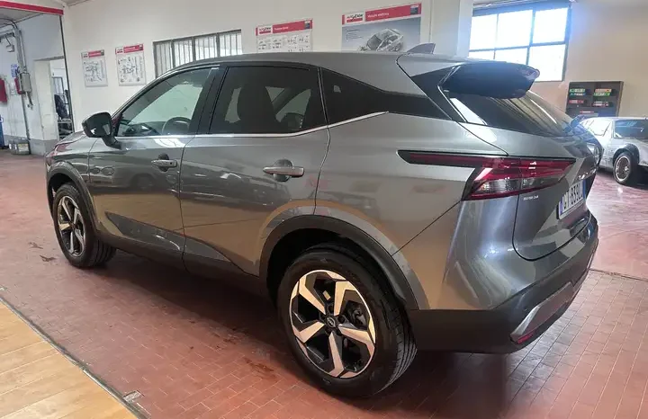 
								Nissan Qashqai 1.3 mhev N-Connecta 2wd 140cv ruotino completo									