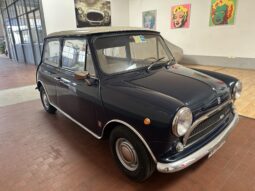
										Innocenti Mini 1974 blu interni chiari completo									