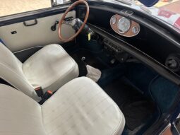 
										Innocenti Mini 1974 blu interni chiari completo									