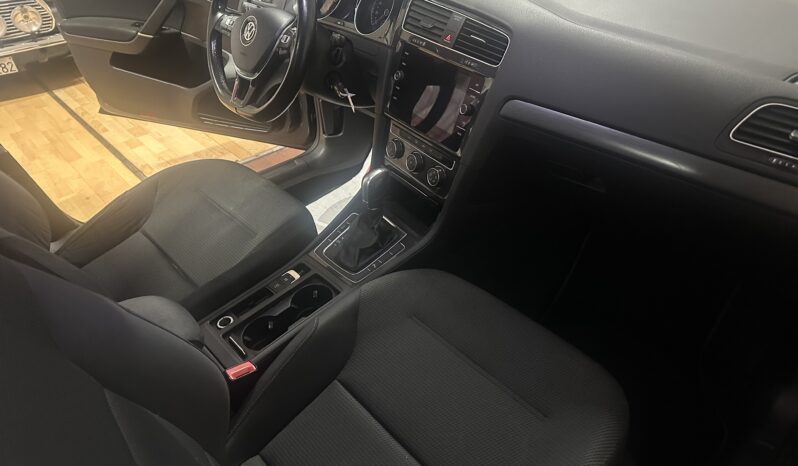 
								Volkswagen Golf VII 2017 5p 5p 1.6 tdi Business 115cv dsg led completo									