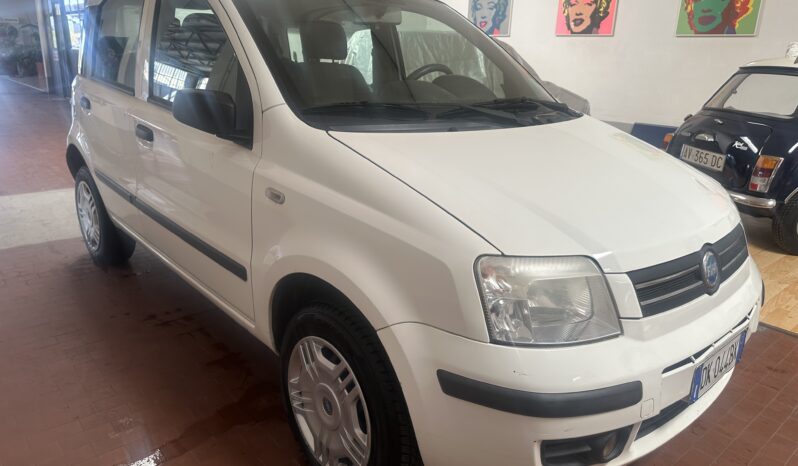 
								Fiat Panda 1.2 natural power Dynamic completo									
