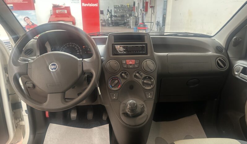 
								Fiat Panda 1.2 natural power Dynamic completo									