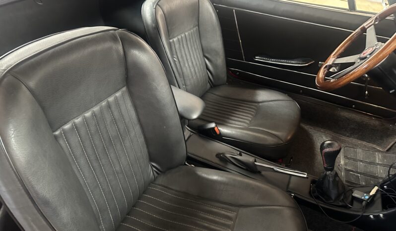 
								Fiat 850 spider completo									