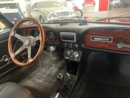 
										Fiat 850 spider completo									