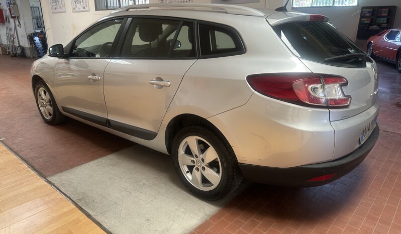 
								Renault Megane III 2012 SporTour  1.5 dci Runaway 110cv completo									