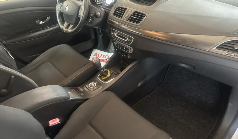 
								Renault Megane III 2012 SporTour  1.5 dci Runaway 110cv completo									
