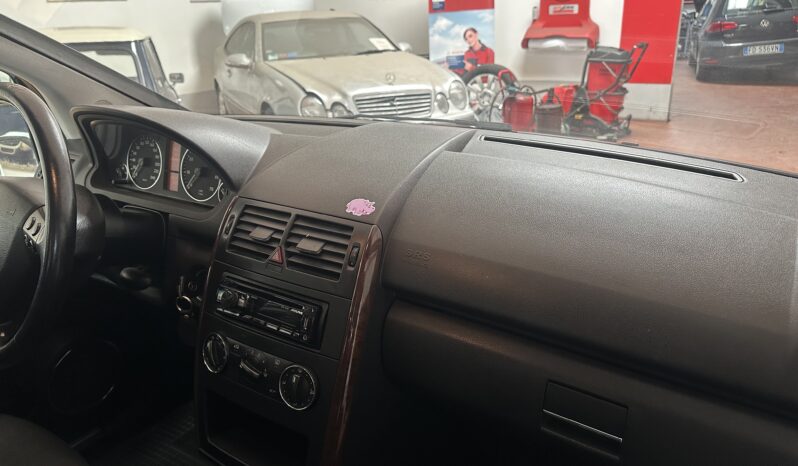 
								Mercedes-Benz A 170 Classe A – W/C 169 Elegance completo									