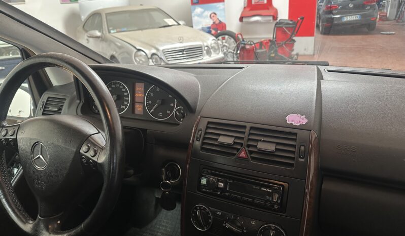 
								Mercedes-Benz A 170 Classe A – W/C 169 Elegance completo									