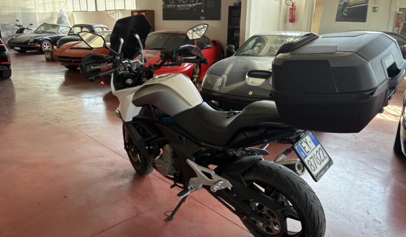 
								CFMOTO 650 MT completo									